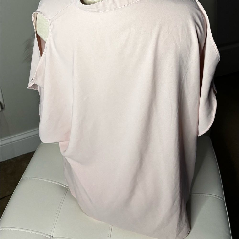 Light Pink V-Neck Blouse - Picture 4 of 5